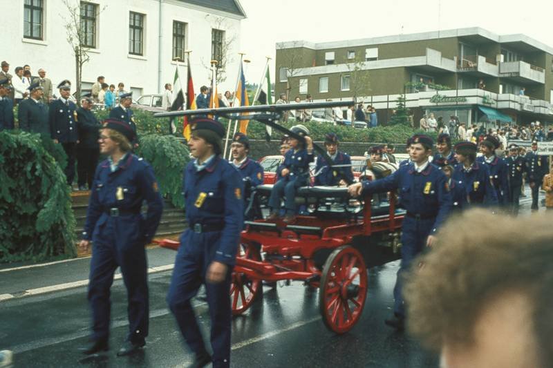 75-Jahre FF-Rennerod Festzug